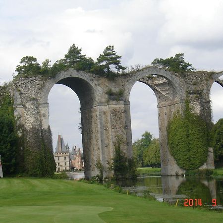 Chambres D'Hotes La Bergerie De L'Aqueduc Houx Eksteriør bilde